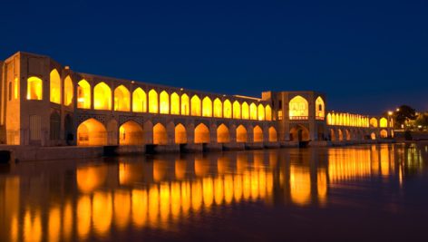 بررسي پل های تاریخی ایران از ديدگاه معماري و سازه اي