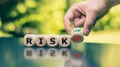بررسی و ارزیابی ریسک مشتریان اعتباری