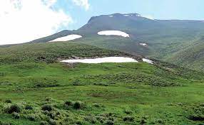 نگرشي‌ بر مراتع‌ مناطق‌ خشك‌ ايران‌