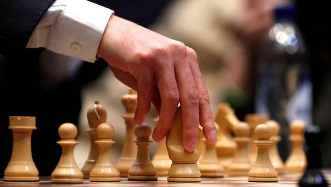 تحقیق در مورد ورزش شطرنج و نتایج آن در تمرکز حواس 5 گانه