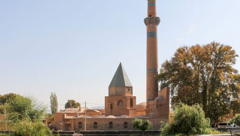 مسجد جمعه و آرامگاه شيخ عبدالصمد