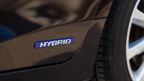 تحقیق در مورد سيستم ذخيره انرژی، انتقال قدرت و ترمز خودروهای هيبريد
